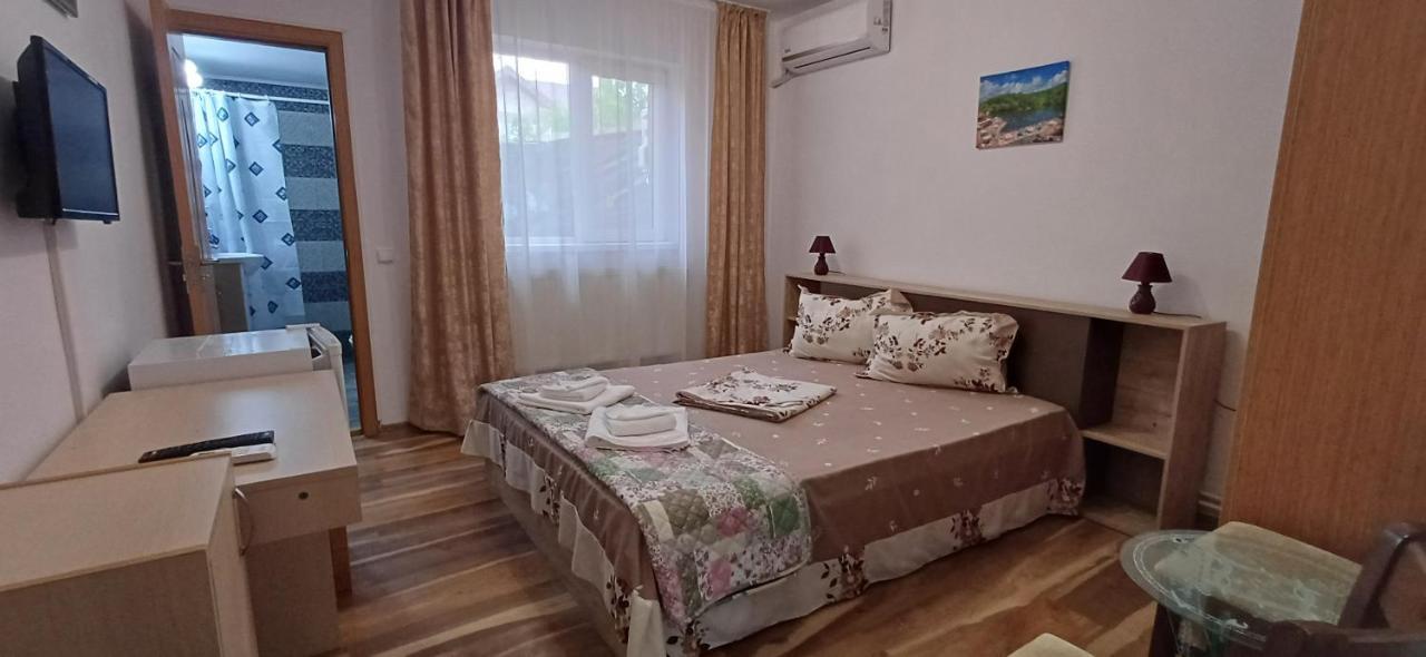 Casa Ella Hotel Тузла Екстериор снимка